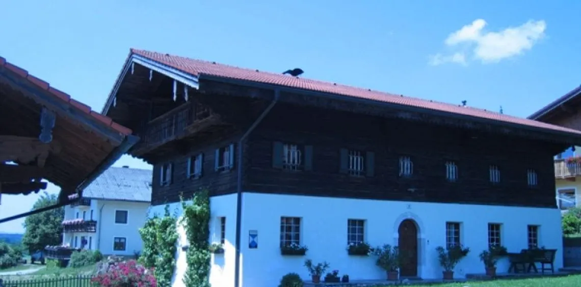 2_mfimmobilienbauernhof1.jpg