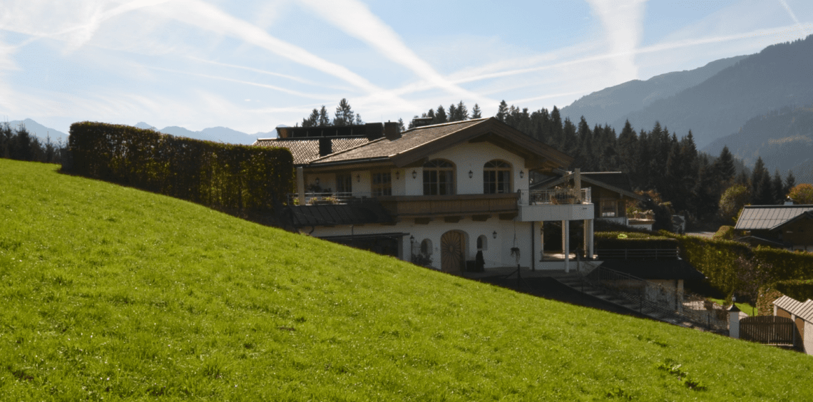 Kitzbueheler-Landhaus-in-Panoramalage